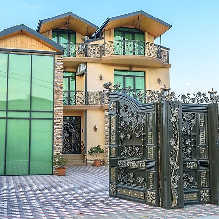Gk Villa Tbilisi Eksteriør bilde